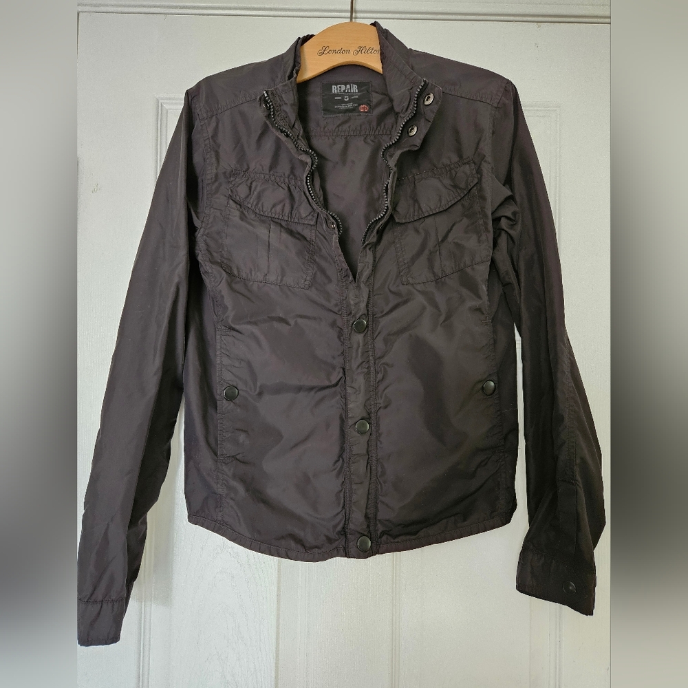 Repair Design Under Construction Black Nylon Lightweight Jacket Size Small